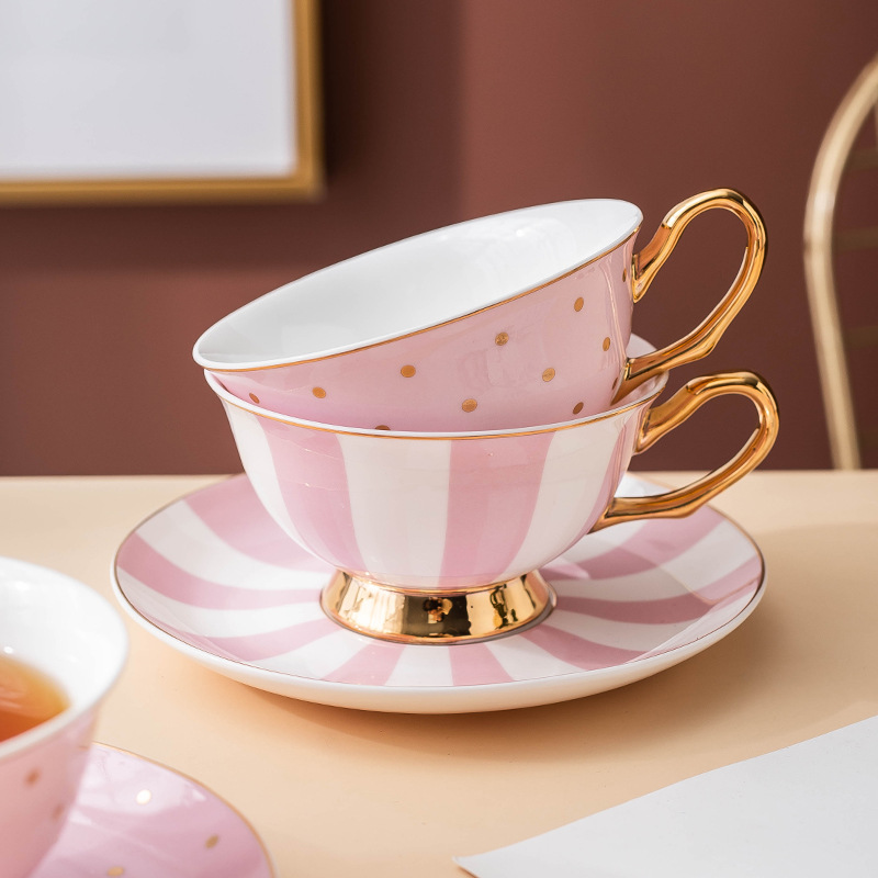 Keramische roze koffiemokken m - Coffee Tea And Sugar Set recensie en prijs