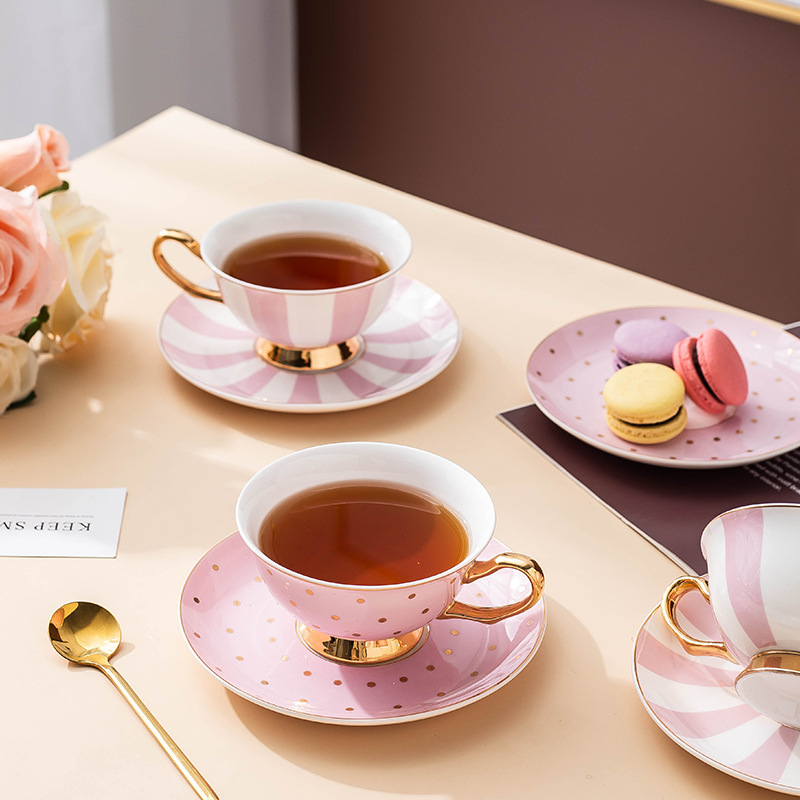 Keramische roze koffiemokken m - Coffee Tea And Sugar Set recensie en prijs